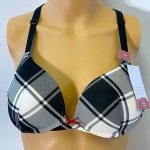 Cacique 32A Boost Plunge Racerback Bra - NWT